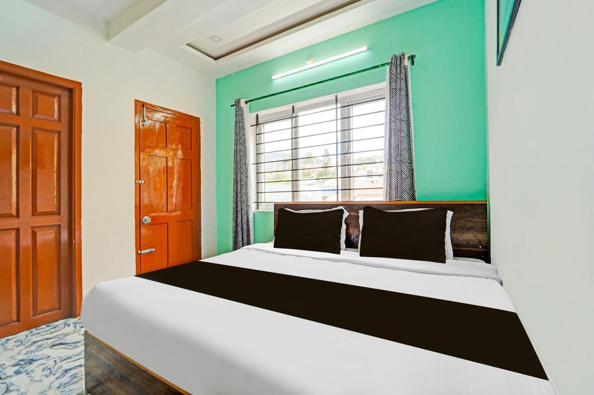 Hotel O Vijaynagar Road Formerly Anmol Peace Stay Ooty Kültér fotó